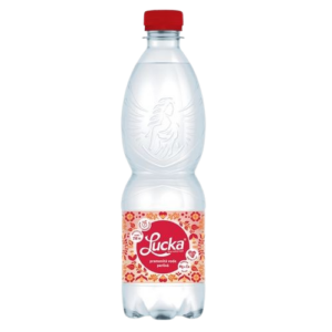 Lucka pramenitá voda perlivá